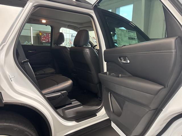 new 2025 Nissan Pathfinder car, priced at $52,348