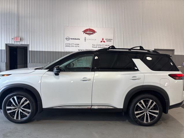 new 2025 Nissan Pathfinder car, priced at $52,348