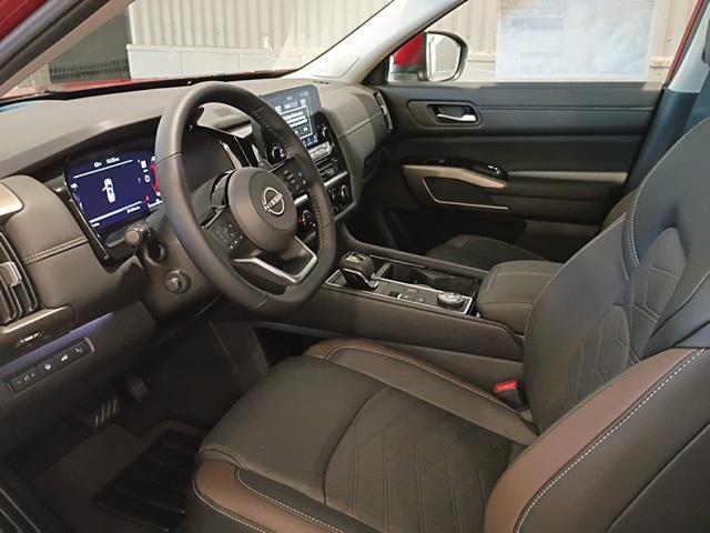 new 2025 Nissan Pathfinder car, priced at $46,814