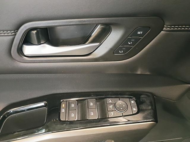 new 2025 Nissan Pathfinder car, priced at $46,814