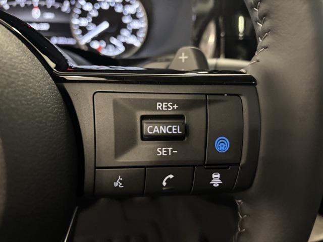 new 2025 Nissan Pathfinder car, priced at $44,176