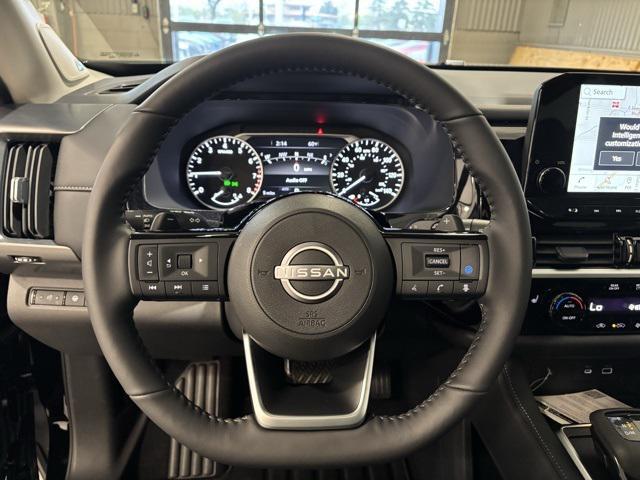 new 2025 Nissan Pathfinder car, priced at $44,176