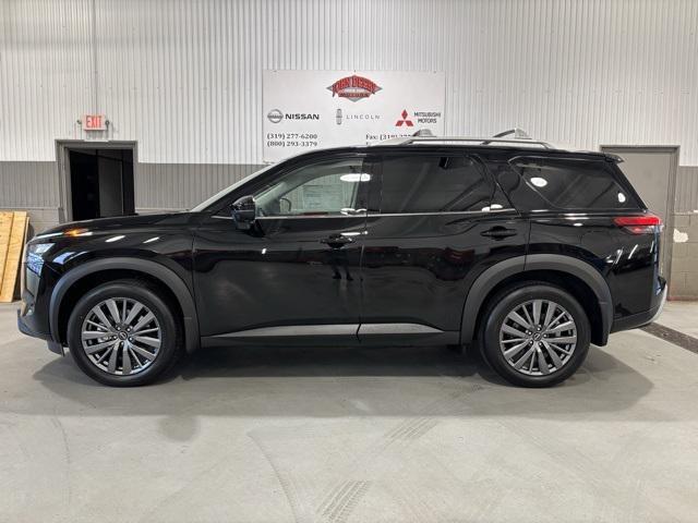 new 2025 Nissan Pathfinder car, priced at $44,176