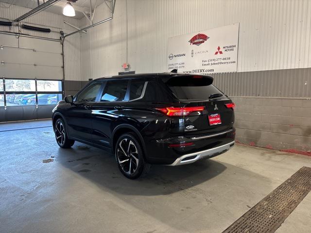 new 2024 Mitsubishi Outlander car, priced at $32,803