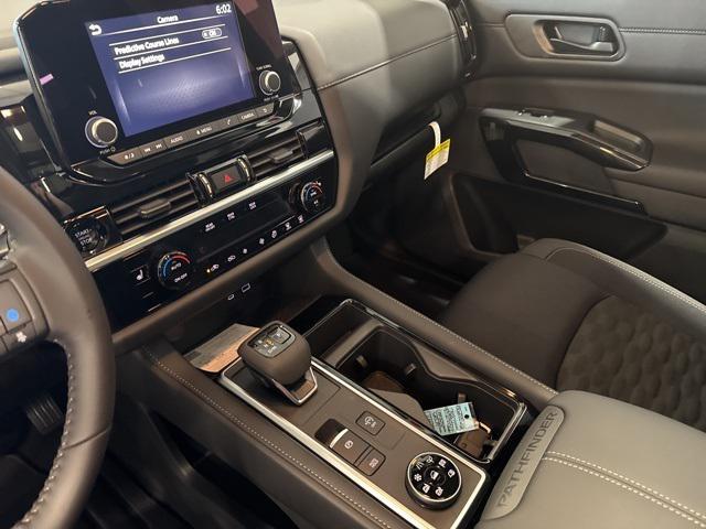 new 2025 Nissan Pathfinder car, priced at $43,759