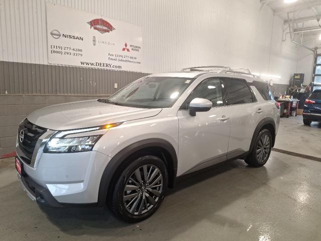 new 2024 Nissan Pathfinder car, priced at $46,300