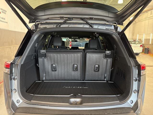 new 2025 Nissan Pathfinder car, priced at $41,478