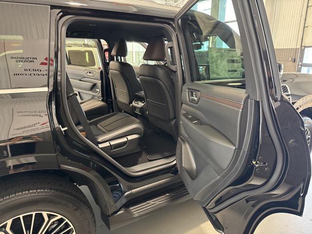 new 2025 Nissan Armada car, priced at $68,761