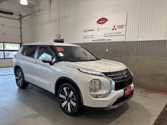new 2025 Mitsubishi Outlander car, priced at $38,595
