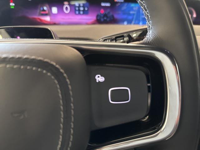 new 2025 Lincoln Navigator car, priced at $107,855