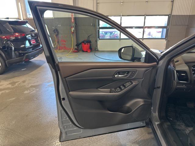 used 2023 Nissan Rogue car, priced at $29,550