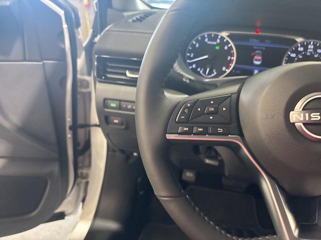 new 2025 Nissan Sentra car, priced at $24,609