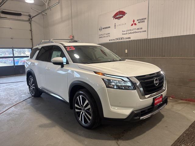 new 2025 Nissan Pathfinder car, priced at $54,940