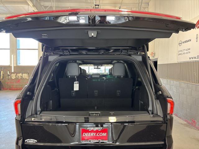 new 2025 Lincoln Navigator L car, priced at $112,765