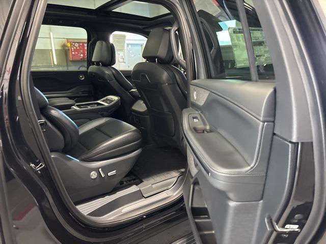 new 2025 Lincoln Navigator L car, priced at $112,765