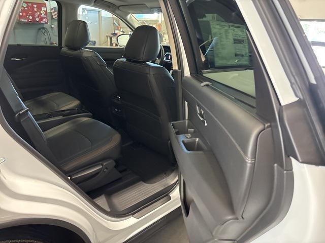 new 2025 Nissan Pathfinder car, priced at $52,732