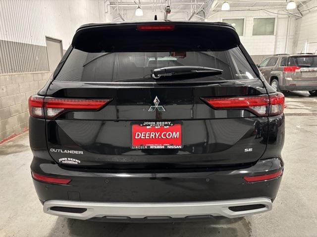 new 2024 Mitsubishi Outlander car, priced at $32,678