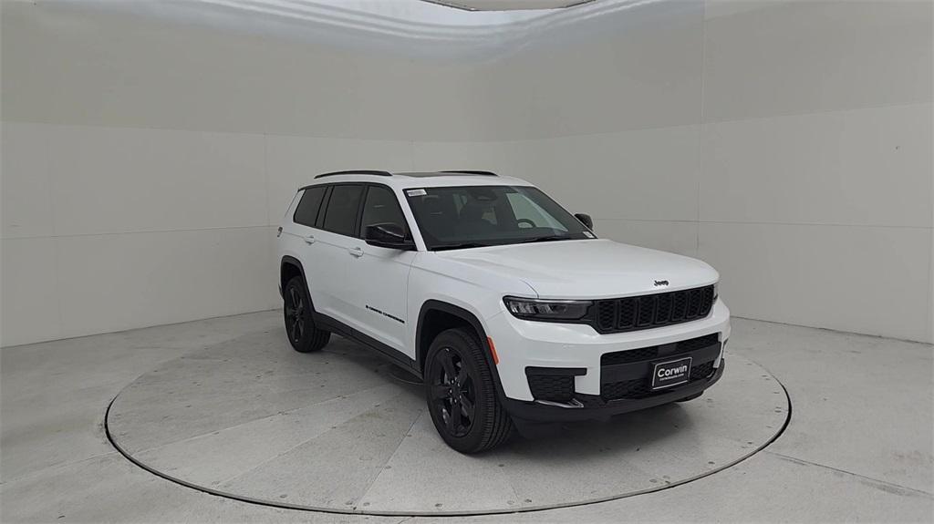 new 2024 Jeep Grand Cherokee L car, priced at $44,263