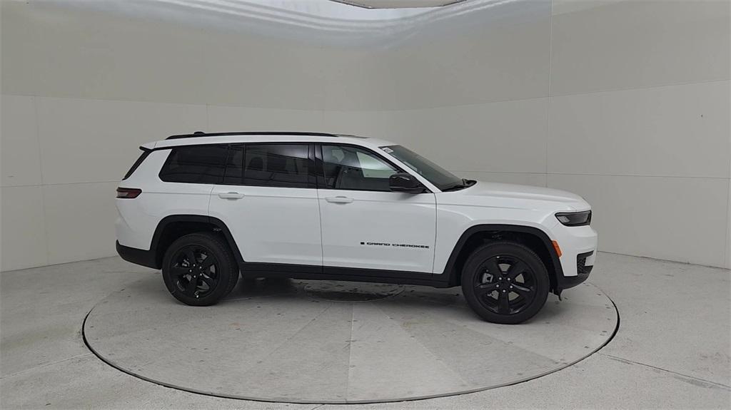 new 2024 Jeep Grand Cherokee L car, priced at $44,263