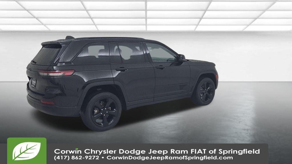 used 2023 Jeep Grand Cherokee car, priced at $33,492