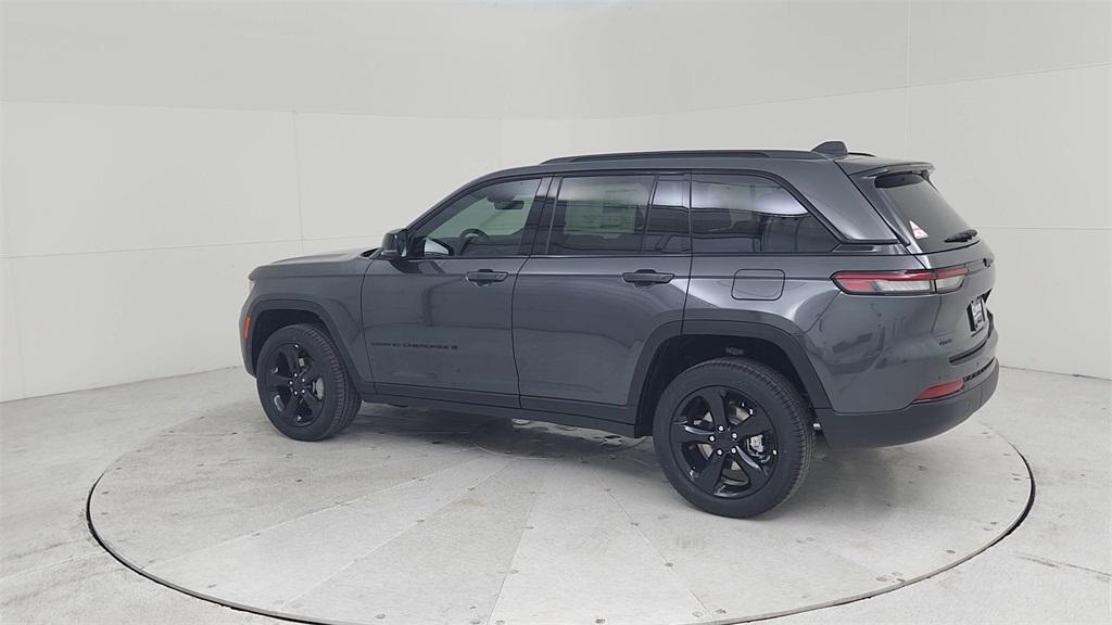 new 2025 Jeep Grand Cherokee car, priced at $49,485