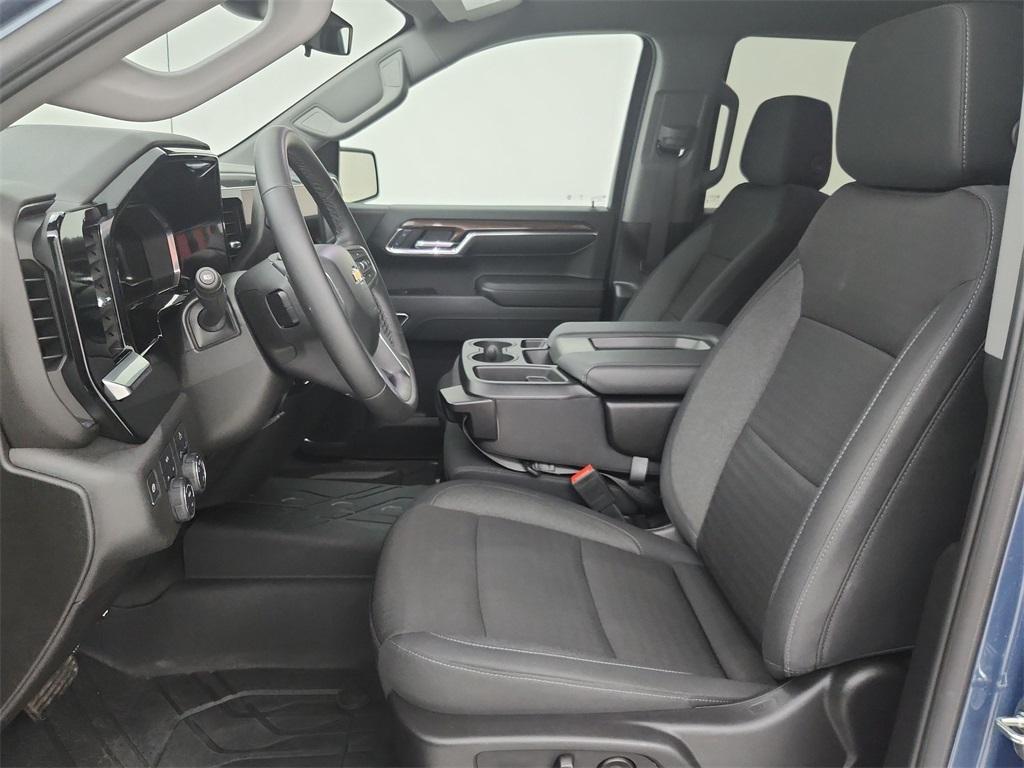 used 2024 Chevrolet Silverado 1500 car, priced at $43,993