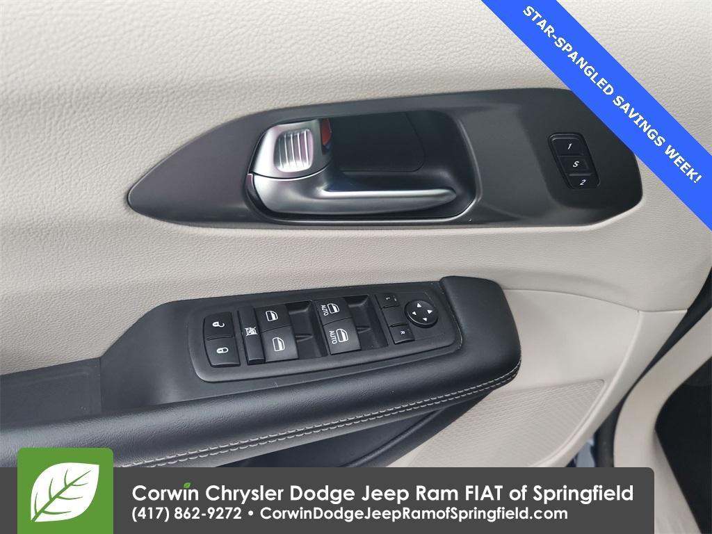 used 2023 Chrysler Pacifica car, priced at $22,813