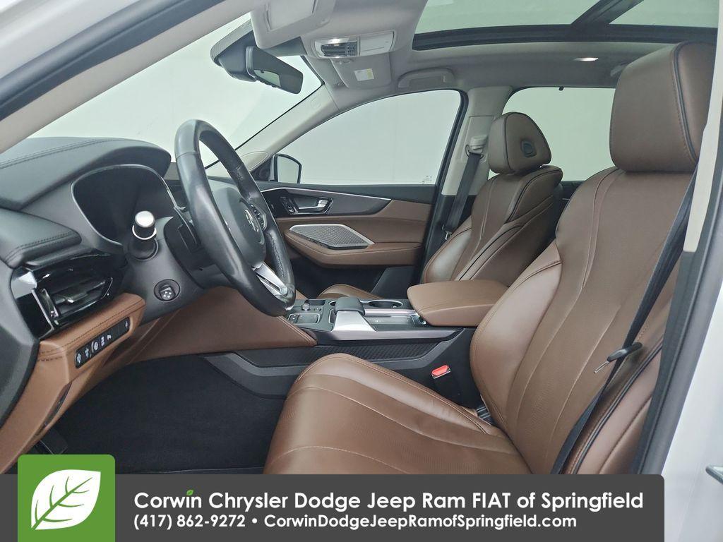 used 2024 Acura MDX car, priced at $48,699