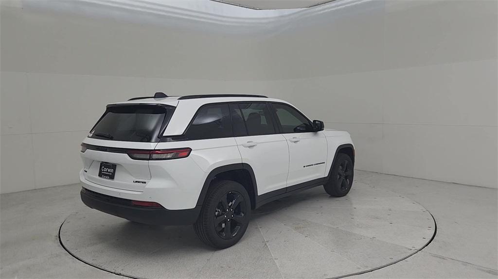 new 2024 Jeep Grand Cherokee car, priced at $46,358