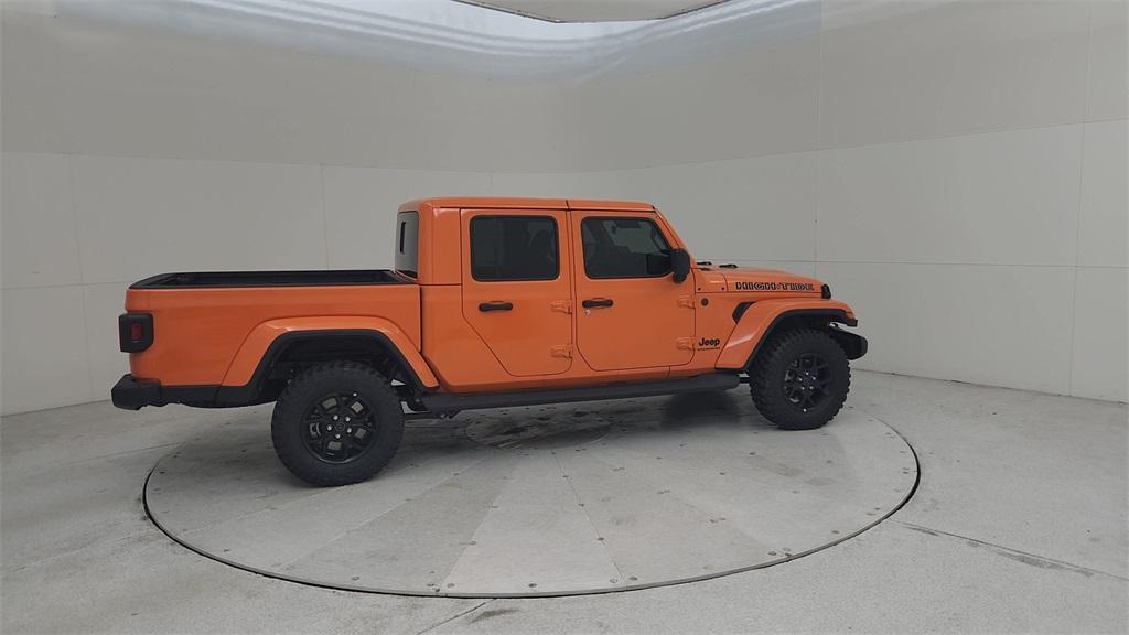 new 2025 Jeep Gladiator car, priced at $45,665