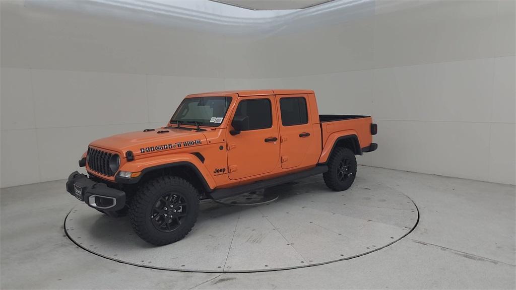 new 2025 Jeep Gladiator car, priced at $45,665