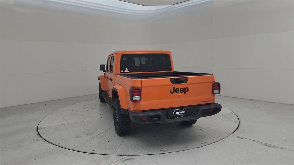 new 2025 Jeep Gladiator car, priced at $45,665