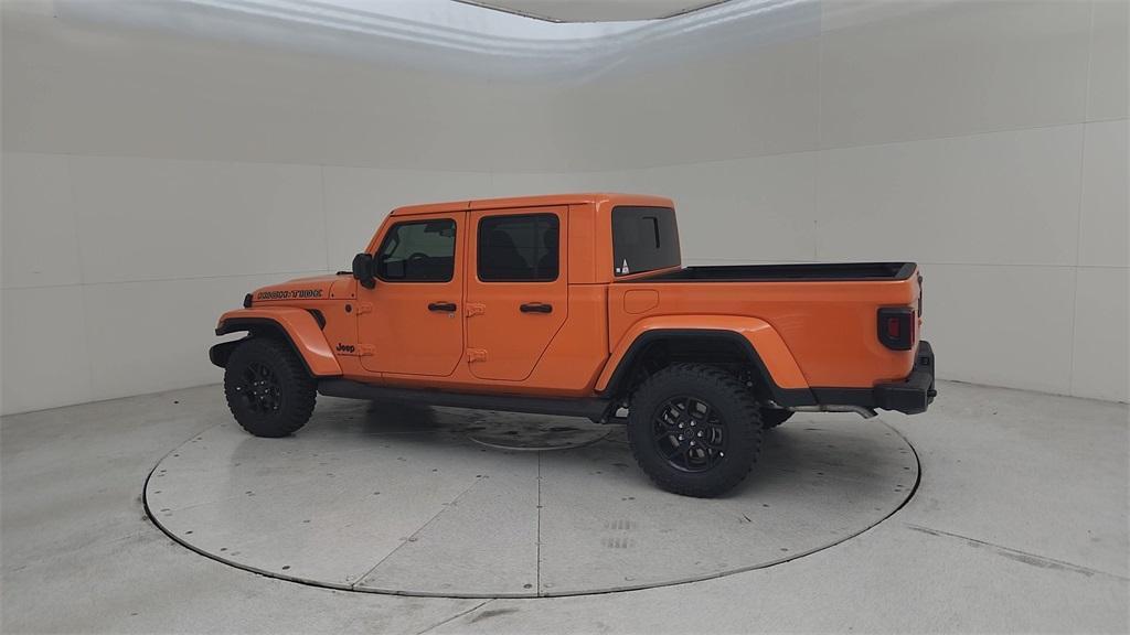 new 2025 Jeep Gladiator car, priced at $45,665