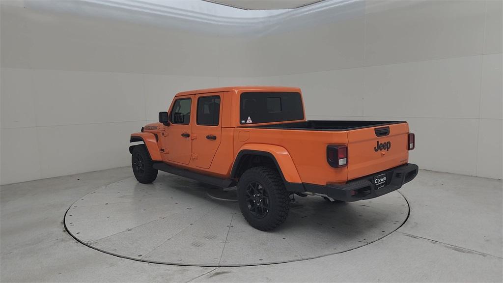 new 2025 Jeep Gladiator car, priced at $45,665