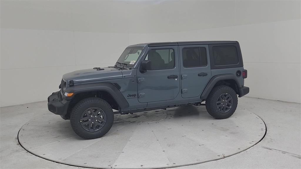 new 2025 Jeep Wrangler car, priced at $45,418