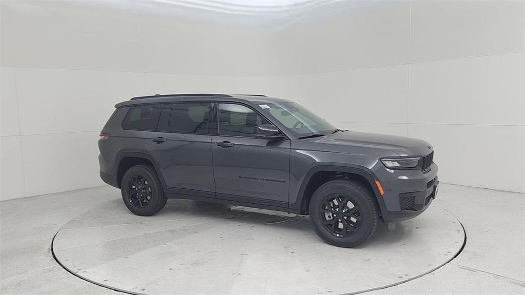 new 2024 Jeep Grand Cherokee L car, priced at $44,415