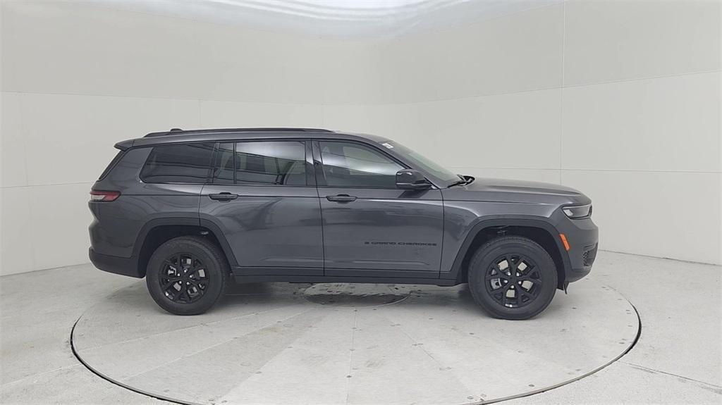 new 2024 Jeep Grand Cherokee L car, priced at $44,415