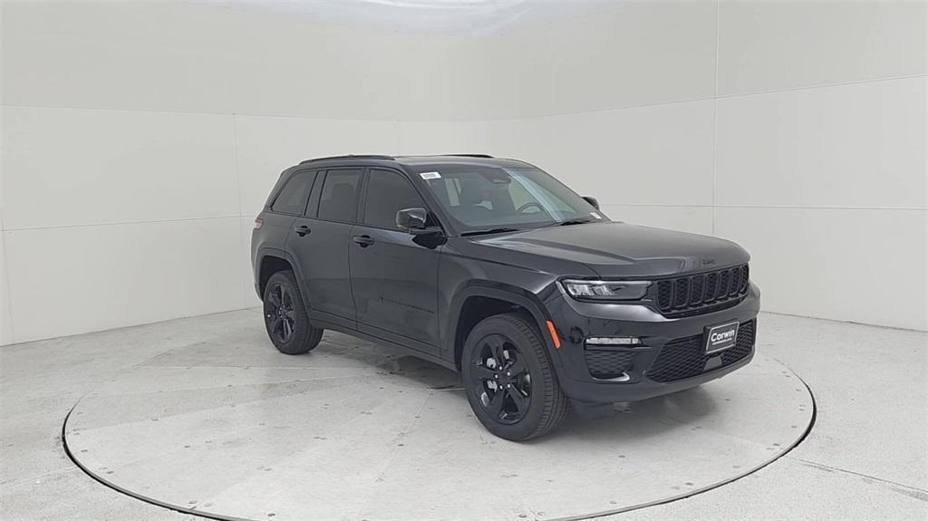 new 2024 Jeep Grand Cherokee car, priced at $44,631