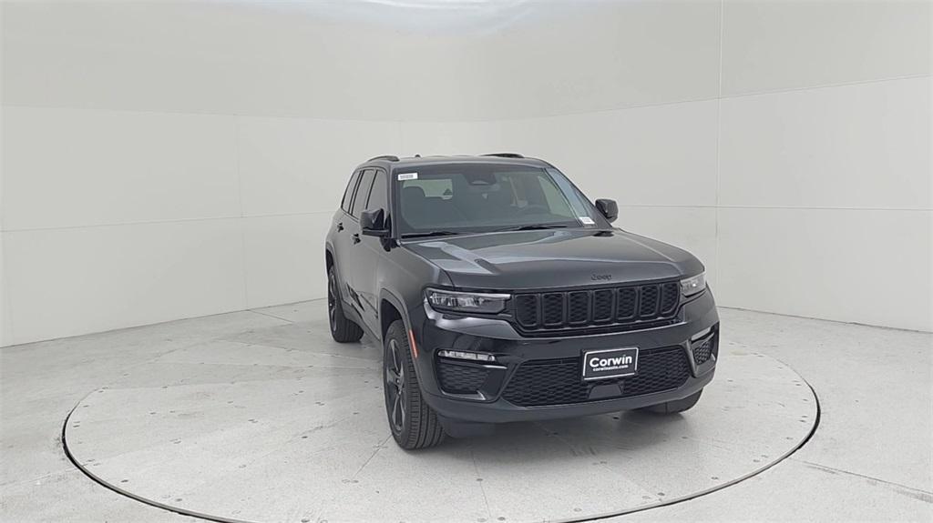 new 2024 Jeep Grand Cherokee car, priced at $44,631