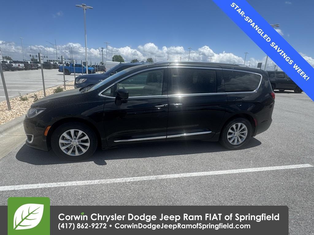 used 2018 Chrysler Pacifica car, priced at $18,995