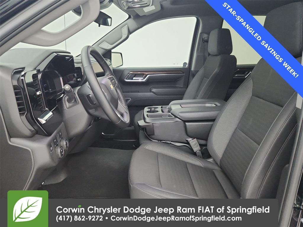 used 2025 Chevrolet Silverado 1500 car, priced at $39,995