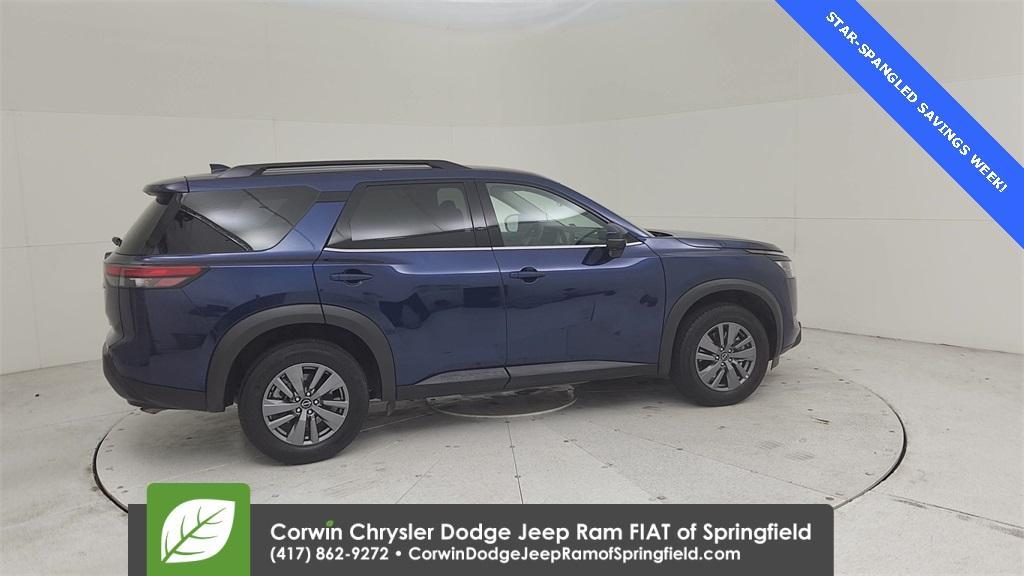 used 2025 Nissan Pathfinder car, priced at $34,500