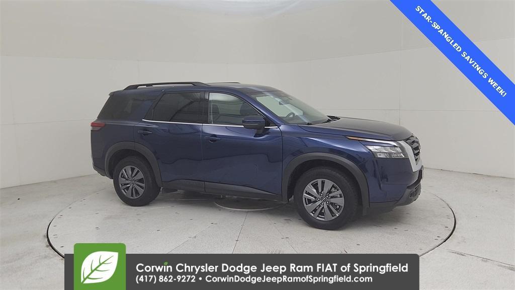 used 2025 Nissan Pathfinder car, priced at $34,500