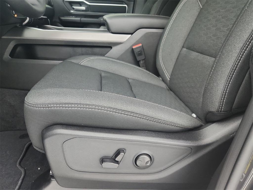 new 2025 Ram 1500 car, priced at $52,008