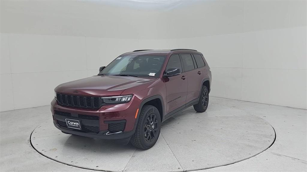 new 2024 Jeep Grand Cherokee L car, priced at $43,519