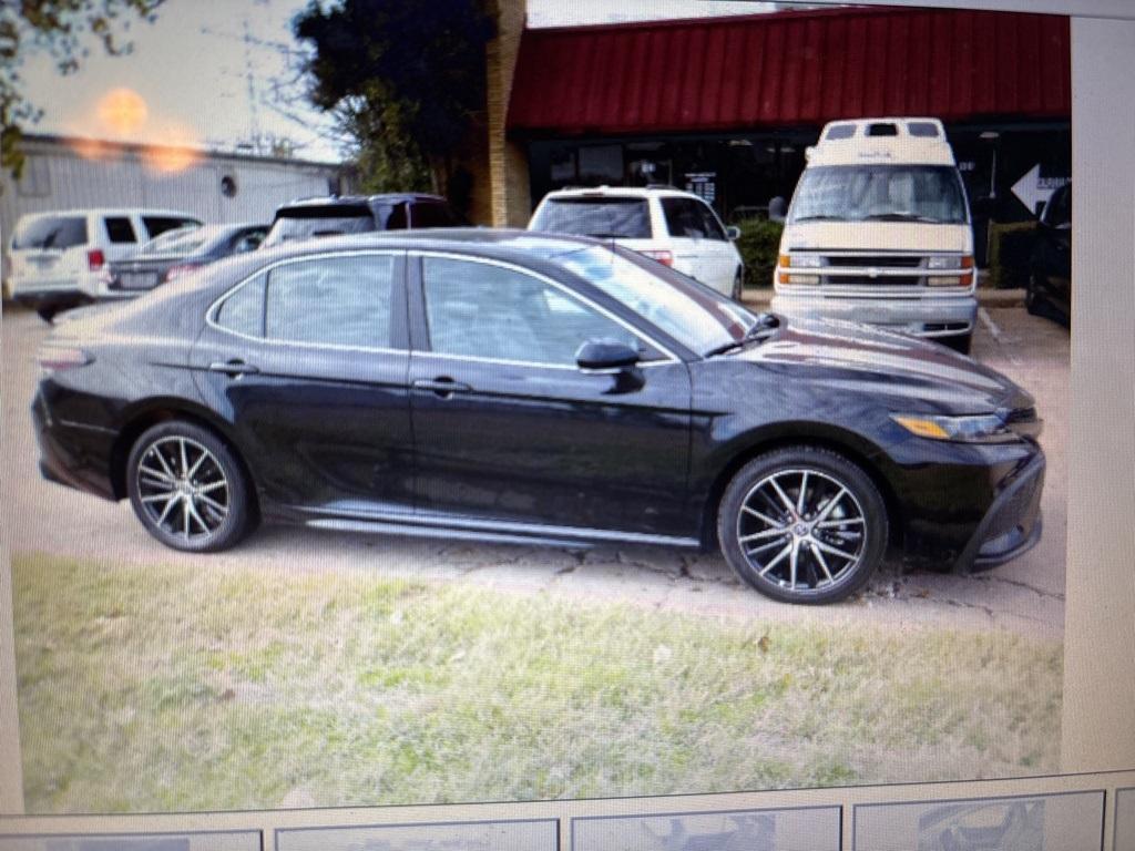 used 2023 Toyota Camry Hybrid car, priced at $27,779