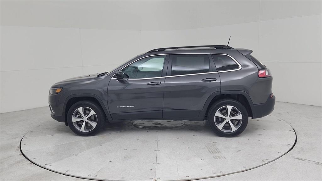 used 2022 Jeep Cherokee car, priced at $24,989