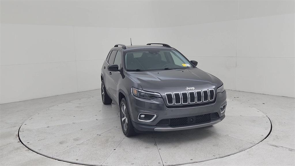 used 2022 Jeep Cherokee car, priced at $24,989