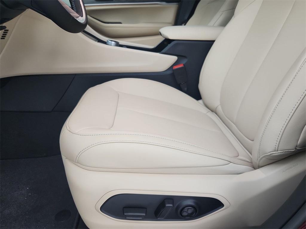 new 2025 Jeep Grand Cherokee L car, priced at $45,074