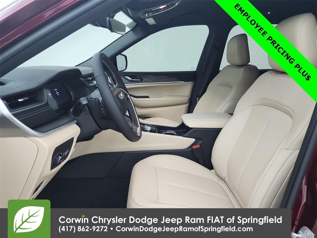 new 2025 Jeep Grand Cherokee L car, priced at $45,074